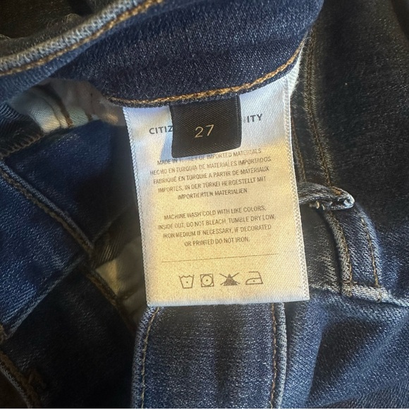 Citizens of Humanity Lilah High Rise Jeans - Picture 6 of 8